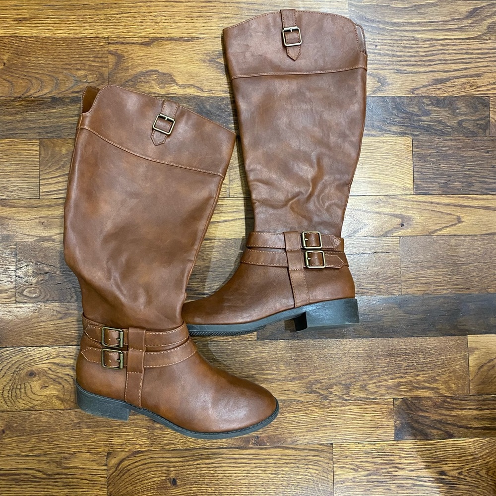 Brown boots